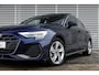 Audi A3 Limousine 30 TFSI S edition | AppleCarplay | Cruisecontrol | Optiek Zwart | Climate Control |