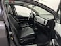 Toyota Yaris 1.5 Full Hybrid Dynamic - Automaat - Navi / Camera / Bluetooth / Cruise