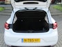 Renault Clio 1.6 E-Tech Hybrid 140pk Intens / Trekhaak(afneembaar) Pack Winter / Nav / Blindspot / Camera / Nieuwstaat