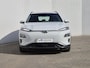 Hyundai Kona Electric EV Comfort 64 kWh Automaat / 3-Fase Laden / Navigatie / Apple Carplay Android Auto / Adaptief cruise control / Krell Audio systeem / Achteruitrijcamera / Stuur- en Stoelverwarming / Warmtepomp /