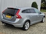 Volvo V60 2.0 D3 5-Cilinder /Dealer Onderhouden/PDC/Trekhaak!