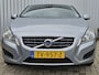 Volvo V60 2.0 D3 5-Cilinder /Dealer Onderhouden/PDC/Trekhaak!