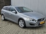 Volvo V60 2.0 D3 5-Cilinder /Dealer Onderhouden/PDC/Trekhaak!