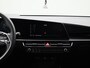 Kia Niro EV Light Edition 64.8 kWh | Camera | Cruise Control | Navigatie | Parkeer Sensoren