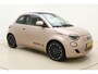 Fiat 500e C La Prima 42 kWh Cabriolet | Navigatie | Stoelverwarming | Camera | Lichtmetalen velgen | Parkeersensoren voor en achter | Cruise control