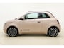 Fiat 500e C La Prima 42 kWh Cabriolet | Navigatie | Stoelverwarming | Camera | Lichtmetalen velgen | Parkeersensoren voor en achter | Cruise control