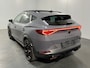 CUPRA Formentor 1.4 e-Hybrid VZ Performance / AUTOMAAT/ 245 PK/ PANO/ PARK. SENSOREN/ DODE HOEK/ DCC/ KEYLESS/ STOEL-STUURVERWARM./ TRAVEL ASSIST/ ADAPT. CRUISE/ FULL LINK/ NAVI/ CLIMA/ DAB/ 19" LMV