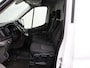 Ford Transit 2.0TDCI 130PK L3H2 RWD | Navigatie | Airco | Cruise | Trekhaak | Betimmering | 3-Persoons