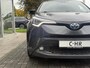 Toyota C-HR 1.8 Hybrid Bi-Tone Plus | Leer, Stoel + Stuurverwarming, Navigatie, Dodehoekherkenning, Parkeersensoren