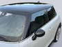 MINI Cooper Mini 1.5 136 pk AUTOMAAT , vele opties, lederen sportinterieur, navi, parelmoer, hud, Nederlandse auto met nap