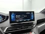 Peugeot 3008 1.6 HYbrid Allure Pack Business 180pk Automaat | Achteruitrijcamera | Climate Control | Cruise Control | Achteruitrijcamera | Dodehoek Detectie | 18" Lichtmetalen Velgen | Keyless Entry/Start | Apple Carplay/Android Auto |
