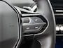 Peugeot 3008 1.6 HYbrid Allure Pack Business 180pk Automaat | Achteruitrijcamera | Climate Control | Cruise Control | Achteruitrijcamera | Dodehoek Detectie | 18" Lichtmetalen Velgen | Keyless Entry/Start | Apple Carplay/Android Auto |