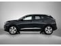 Peugeot 3008 1.6 HYbrid Allure Pack Business 180pk Automaat | Achteruitrijcamera | Climate Control | Cruise Control | Achteruitrijcamera | Dodehoek Detectie | 18" Lichtmetalen Velgen | Keyless Entry/Start | Apple Carplay/Android Auto |