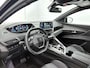 Peugeot 3008 1.6 HYbrid Allure Pack Business 180pk Automaat | Achteruitrijcamera | Climate Control | Cruise Control | Achteruitrijcamera | Dodehoek Detectie | 18" Lichtmetalen Velgen | Keyless Entry/Start | Apple Carplay/Android Auto |