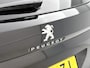 Peugeot 3008 1.6 HYbrid Allure Pack Business 180pk Automaat | Achteruitrijcamera | Climate Control | Cruise Control | Achteruitrijcamera | Dodehoek Detectie | 18" Lichtmetalen Velgen | Keyless Entry/Start | Apple Carplay/Android Auto |
