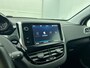 Peugeot 2008 1.2 Blue Lion 110pk Automaat | Trekhaak | Navigatie | Airco | Cruise Control | Achteruitrijcamera | Parkeersensoren Achter | DAB Ontvanger | 16"LMV | Apple Carplay/Android Auto |