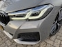 BMW 5-Serie Touring 520i LCi Aut. M-Sport, Trekhaak | Sport-leder | Navi+
