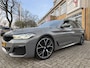 BMW 5-Serie Touring 520i LCi Aut. M-Sport, Trekhaak | Sport-leder | Navi+