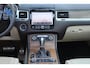 Volkswagen Touareg 3.0 TSI 380PK Hybrid High Edition 4wd|Ecc|Navi|Panodak|Lmv|Cruise|Camera|Dealer onderhouden|1e eigenaar