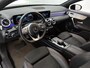 Mercedes-Benz A-klasse A 180 Automaat Business Solution AMG | Advantage Pakket | Nightpakket | LED | Sfeerverlichting | Stoelverwarming | Parktronic met camera | Smartphone Integratie