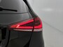 Mercedes-Benz A-klasse A 180 Automaat Business Solution AMG | Advantage Pakket | Nightpakket | LED | Sfeerverlichting | Stoelverwarming | Parktronic met camera | Smartphone Integratie