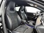 Mercedes-Benz A-klasse A 180 Automaat Business Solution AMG | Advantage Pakket | Nightpakket | LED | Sfeerverlichting | Stoelverwarming | Parktronic met camera | Smartphone Integratie