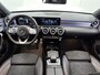 Mercedes-Benz A-klasse A 180 Automaat Business Solution AMG | Advantage Pakket | Nightpakket | LED | Sfeerverlichting | Stoelverwarming | Parktronic met camera | Smartphone Integratie