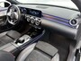 Mercedes-Benz A-klasse A 180 Automaat Business Solution AMG | Advantage Pakket | Nightpakket | LED | Sfeerverlichting | Stoelverwarming | Parktronic met camera | Smartphone Integratie