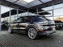 Porsche Cayenne Coupé 3.0 E-Hybrid | SPORTCHRONO | NEDERLANDS GELEVERD | PANORAMADAK | 14-WEG | PDLS | PASM | BOSE | ELEKTR. TREKHAAK | CAMERA SURROUNDVIEW | 21 INCH | SPORTUITLAATSYSTEEM |