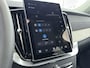 Volvo XC90 2.0 T8 Plug-in hybrid AWD Plus Dark NEW MODEL | SILVER DAWN | Luchtvering | Trekhaak | Getint glas | PDC + Camera | Harman Kardon | BLIS | Keylless |