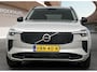 Volvo XC90 2.0 T8 Plug-in hybrid AWD Plus Dark NEW MODEL | SILVER DAWN | Luchtvering | Trekhaak | Getint glas | PDC + Camera | Harman Kardon | BLIS | Keylless |