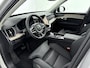 Volvo XC90 2.0 T8 Plug-in hybrid AWD Plus Dark NEW MODEL | SILVER DAWN | Luchtvering | Trekhaak | Getint glas | PDC + Camera | Harman Kardon | BLIS | Keylless |