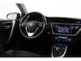 Toyota Auris 1.8 Hybrid Lease Pro | Origineel NL | Panoramadak | Navigatie | Stoelverwarming | Keyless | Parkeersensoren voor/achter | Clima | Cruise Control | 17 inch | Bi-xenon