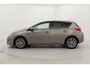 Toyota Auris 1.8 Hybrid Lease Pro | Origineel NL | Panoramadak | Navigatie | Stoelverwarming | Keyless | Parkeersensoren voor/achter | Clima | Cruise Control | 17 inch | Bi-xenon