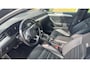 Volkswagen Passat Variant 1.5 TSI Highline Business R / Panoramadak / Navigatie / Leder / Trekhaak