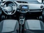 Toyota Yaris 1.5 Hybrid Aspiration S Editon Limited | Camera | Stoelverwarming | Multimedia 7.2inch | Metallic Lak | Cruise Control | Climate Control | Lichtmetalen Velgen 15'' | All Season Banden | Keyless Entry | Keyless Start | Regen -en Lichtsensor |