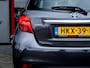 Toyota Yaris 1.5 Hybrid Aspiration S Editon Limited | Camera | Stoelverwarming | Multimedia 7.2inch | Metallic Lak | Cruise Control | Climate Control | Lichtmetalen Velgen 15'' | All Season Banden | Keyless Entry | Keyless Start | Regen -en Lichtsensor |