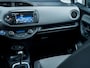 Toyota Yaris 1.5 Hybrid Aspiration S Editon Limited | Camera | Stoelverwarming | Multimedia 7.2inch | Metallic Lak | Cruise Control | Climate Control | Lichtmetalen Velgen 15'' | All Season Banden | Keyless Entry | Keyless Start | Regen -en Lichtsensor |