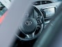 Toyota Yaris 1.5 Hybrid Aspiration S Editon Limited | Camera | Stoelverwarming | Multimedia 7.2inch | Metallic Lak | Cruise Control | Climate Control | Lichtmetalen Velgen 15'' | All Season Banden | Keyless Entry | Keyless Start | Regen -en Lichtsensor |