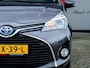 Toyota Yaris 1.5 Hybrid Aspiration S Editon Limited | Camera | Stoelverwarming | Multimedia 7.2inch | Metallic Lak | Cruise Control | Climate Control | Lichtmetalen Velgen 15'' | All Season Banden | Keyless Entry | Keyless Start | Regen -en Lichtsensor |