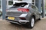 Volkswagen T-Roc 1.5 TSI 150PK, Dode Hoek Monitor, Apple Carplay/ Android Auto, Navi, etc.