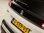 Peugeot 3008 1.2 PureTech Sport (APPLE CARPLAY, GROOT NAVI, LANE ASSIST, GETINT GLAS, SPORTSTOELEN, PARKEERSENSOREN, TREKHAAK, LM VELGEN, NIEUWE APK, NIEUWSTAAT)