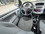 Toyota Aygo 1.0-12V + 5DR*Dealer onderhouden*NAP*Elektrische ramen*