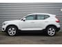 Volvo XC40 1.5 T2 Business Pro | Keyless Entry | Parkeersensoren | Electrisch inklapbare achterklep