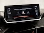 Peugeot 2008 1.2 PureTech Allure Sport (VIRTUAL COCKPIT, APPLE CARPLAY, GROOT NAVI, LEDER, STOELVERWARMING, 360 CAMERA, SPORTSTOELEN, GETINT GLAS, KEYLESS, NIEUWSTAAT)