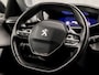 Peugeot 2008 1.2 PureTech Allure Sport (VIRTUAL COCKPIT, APPLE CARPLAY, GROOT NAVI, LEDER, STOELVERWARMING, 360 CAMERA, SPORTSTOELEN, GETINT GLAS, KEYLESS, NIEUWSTAAT)