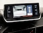 Peugeot 2008 1.2 PureTech Allure Sport (VIRTUAL COCKPIT, APPLE CARPLAY, GROOT NAVI, LEDER, STOELVERWARMING, 360 CAMERA, SPORTSTOELEN, GETINT GLAS, KEYLESS, NIEUWSTAAT)