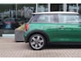 MINI Cooper Mini 3-Deurs (f56) 1.5 60 Years Edition 136pk | LED | Carplay | Climate | Union Jack | Leder
