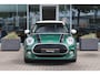 MINI Cooper Mini 3-Deurs (f56) 1.5 60 Years Edition 136pk | LED | Carplay | Climate | Union Jack | Leder
