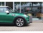 MINI Cooper Mini 3-Deurs (f56) 1.5 60 Years Edition 136pk | LED | Carplay | Climate | Union Jack | Leder